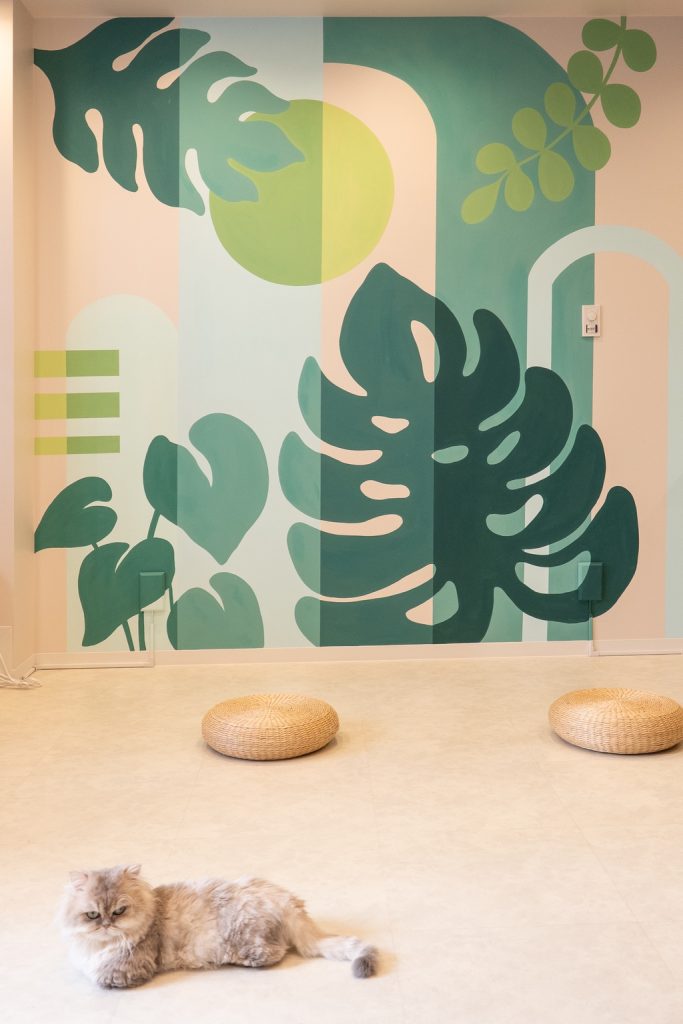 代官山・猫カフェ店内壁画制作